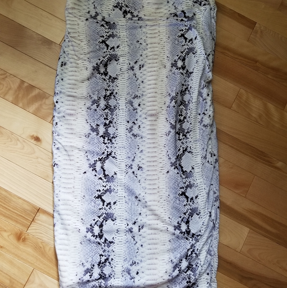 Baukjen (Isabella Oliver) skirt size 8